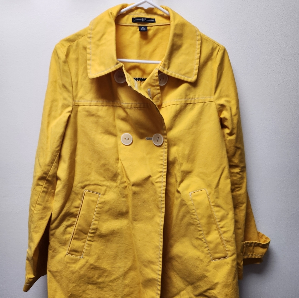 Yellow Gap Coat